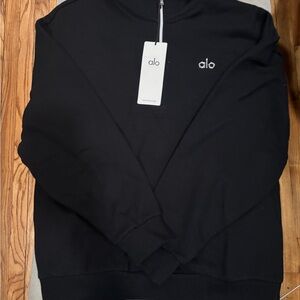 ALO Yoga Men's quarter Zip Black Sweater